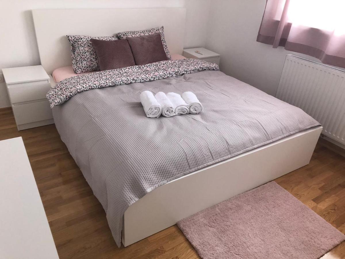 Apartman Star Zagreb Buitenkant foto
